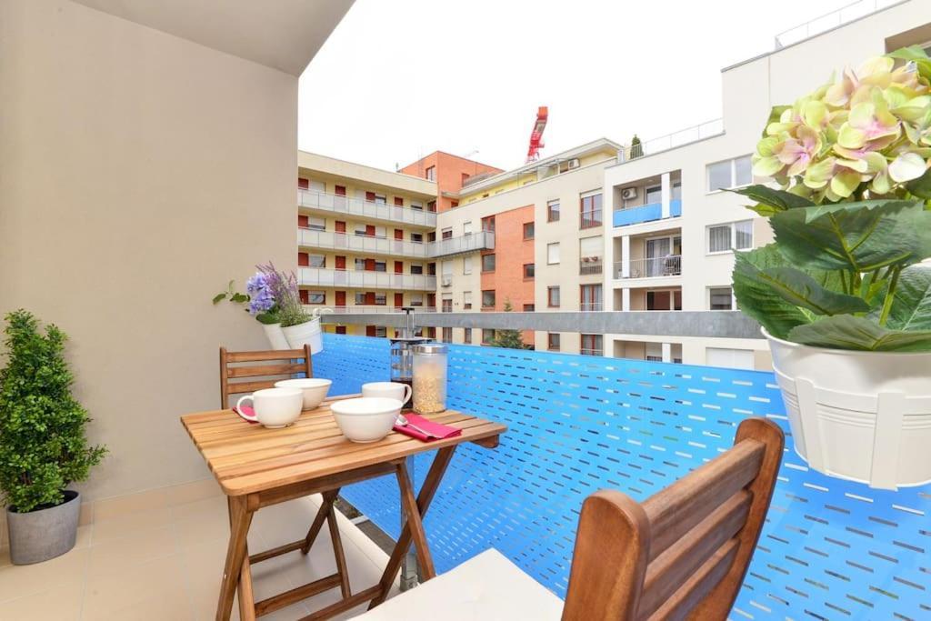 Laurel Bay Apartment Budapest Ngoại thất bức ảnh
