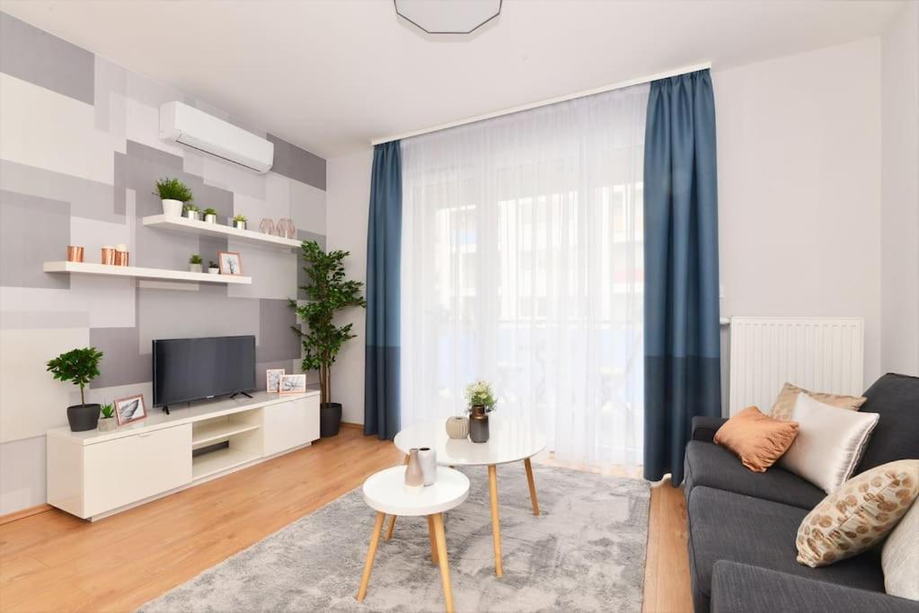Laurel Bay Apartment Budapest Ngoại thất bức ảnh